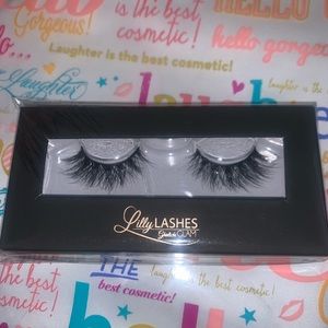 Lilly Lashes Milan